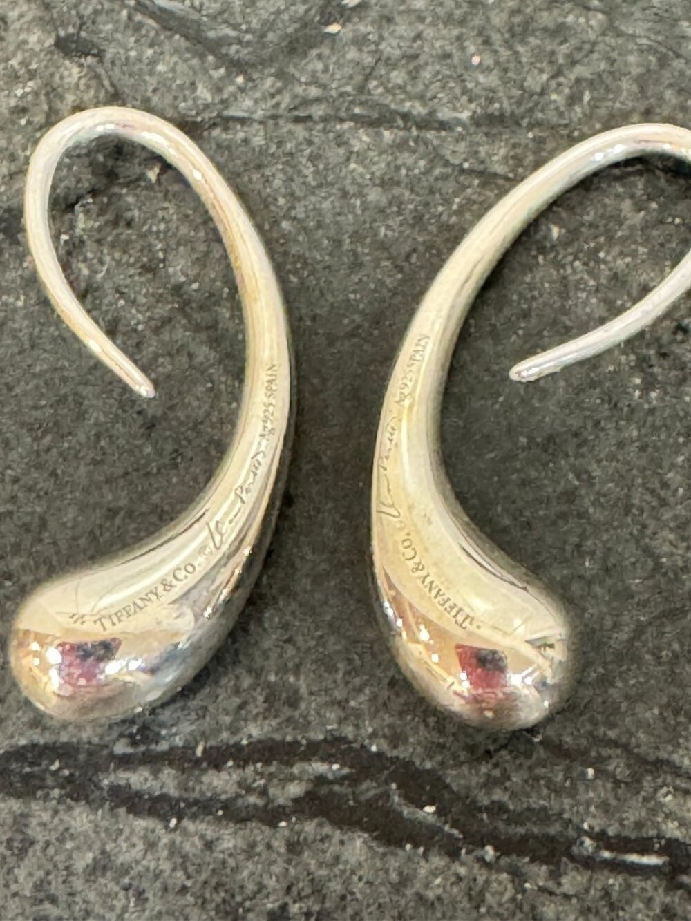 Tiffany & Co. Elsa Peretti Teardrop earrings crafted in sterling silver